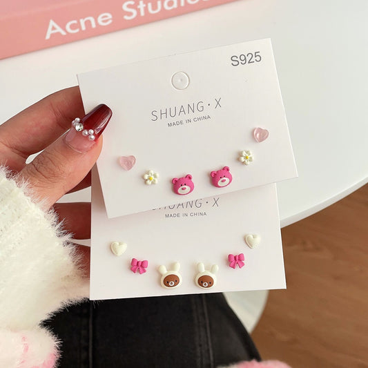 Cute cartoon small bear bow stud earrings women's silver needles fresh sweet childlike earrings personality student earrings
